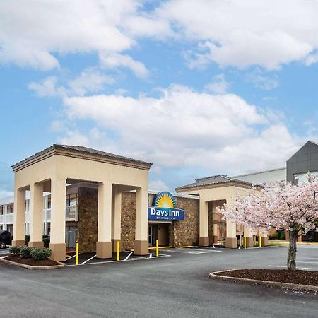 Days Inn By Wyndham Charlottesville/University Area Exterior photo