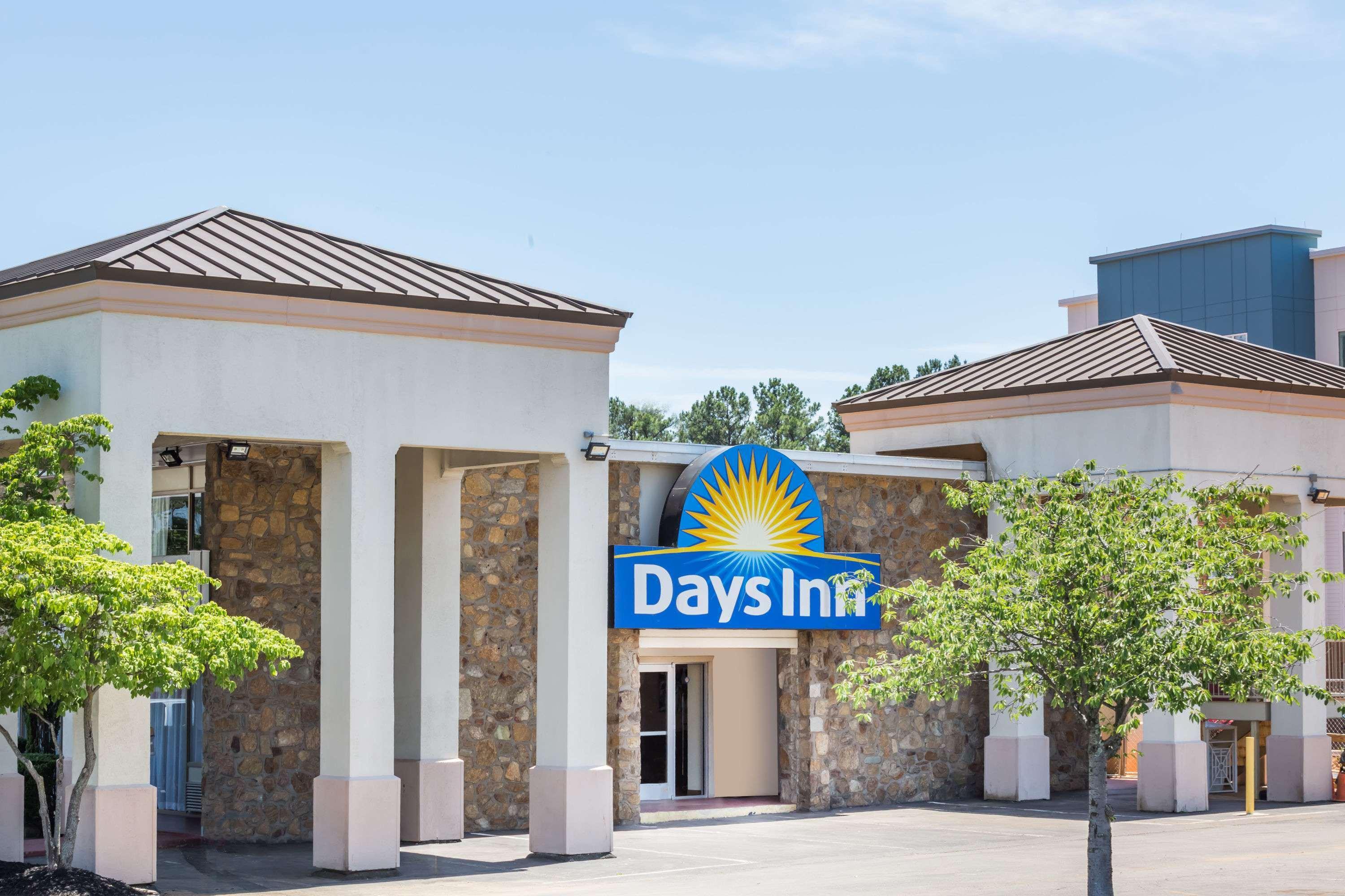 Days Inn By Wyndham Charlottesville/University Area Exterior photo